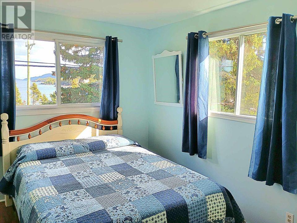 38 Beach Road Property Photo 12