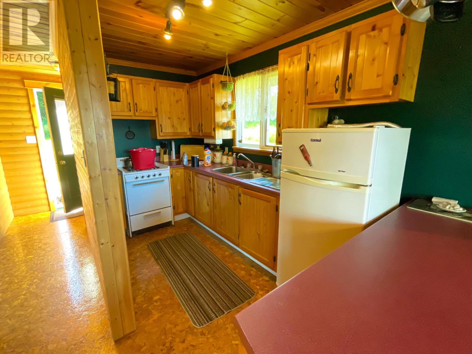 1 Harvey Lane Property Photo 5