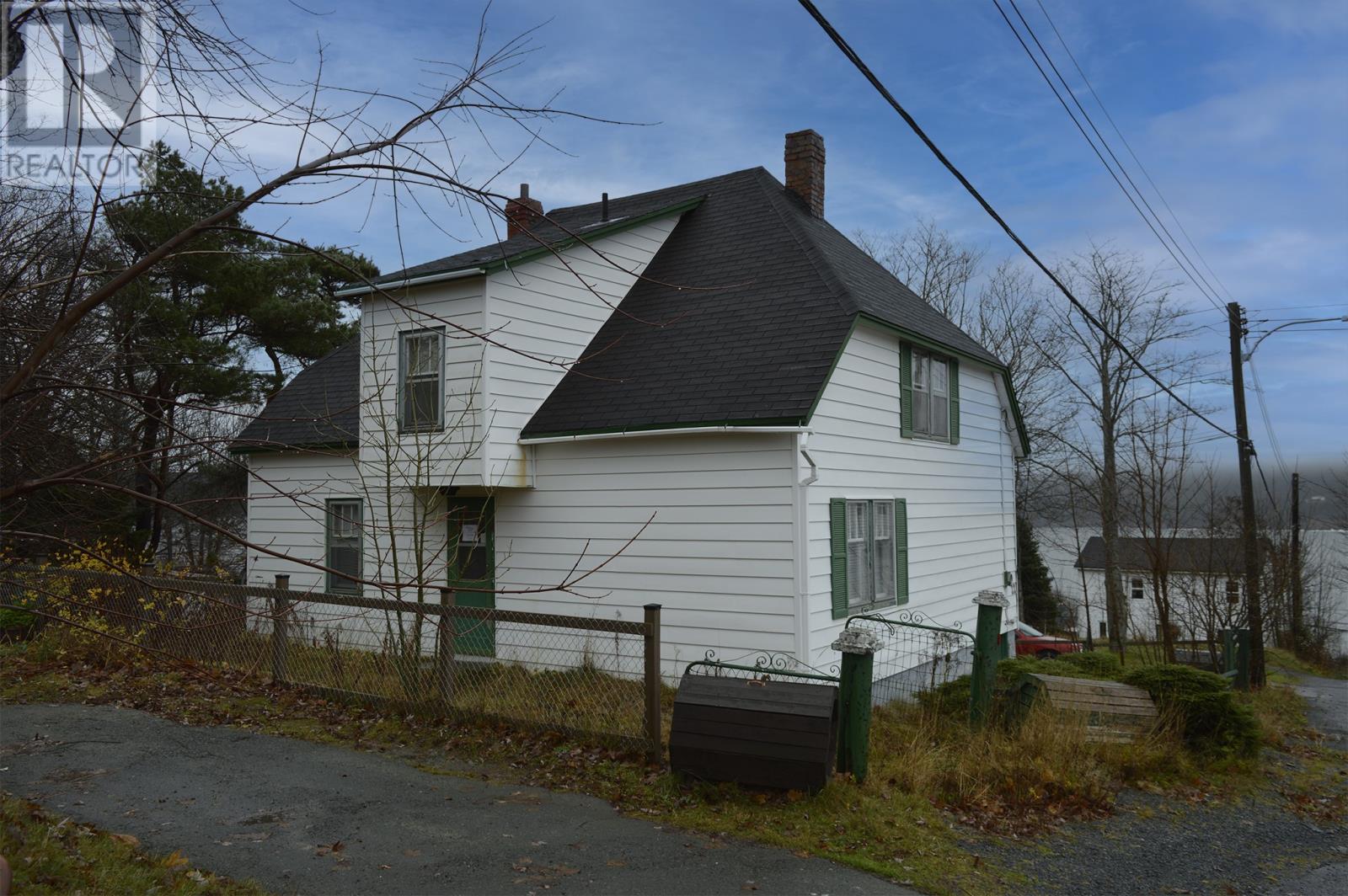 22 Masonic Avenue Property Photo 5