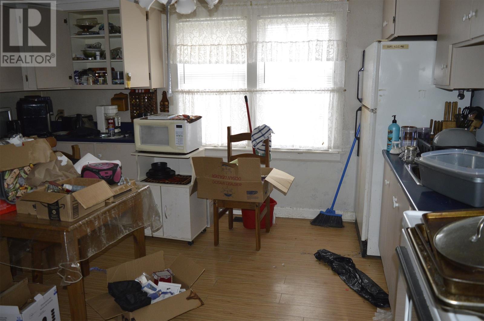 22 Masonic Avenue Property Photo 8
