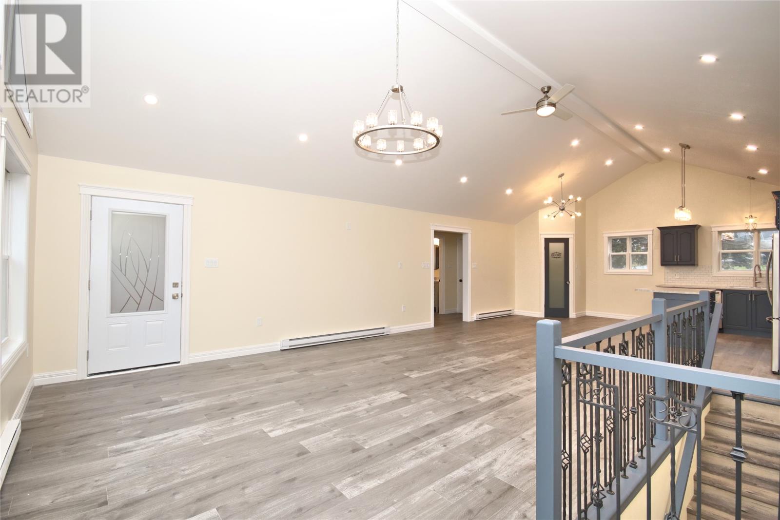 79 Forest Road Property Photo 15