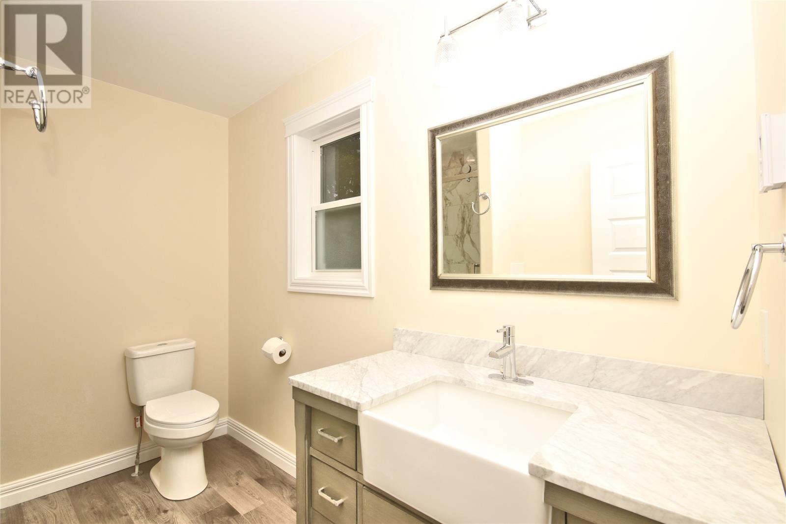 79 Forest Road Property Photo 19