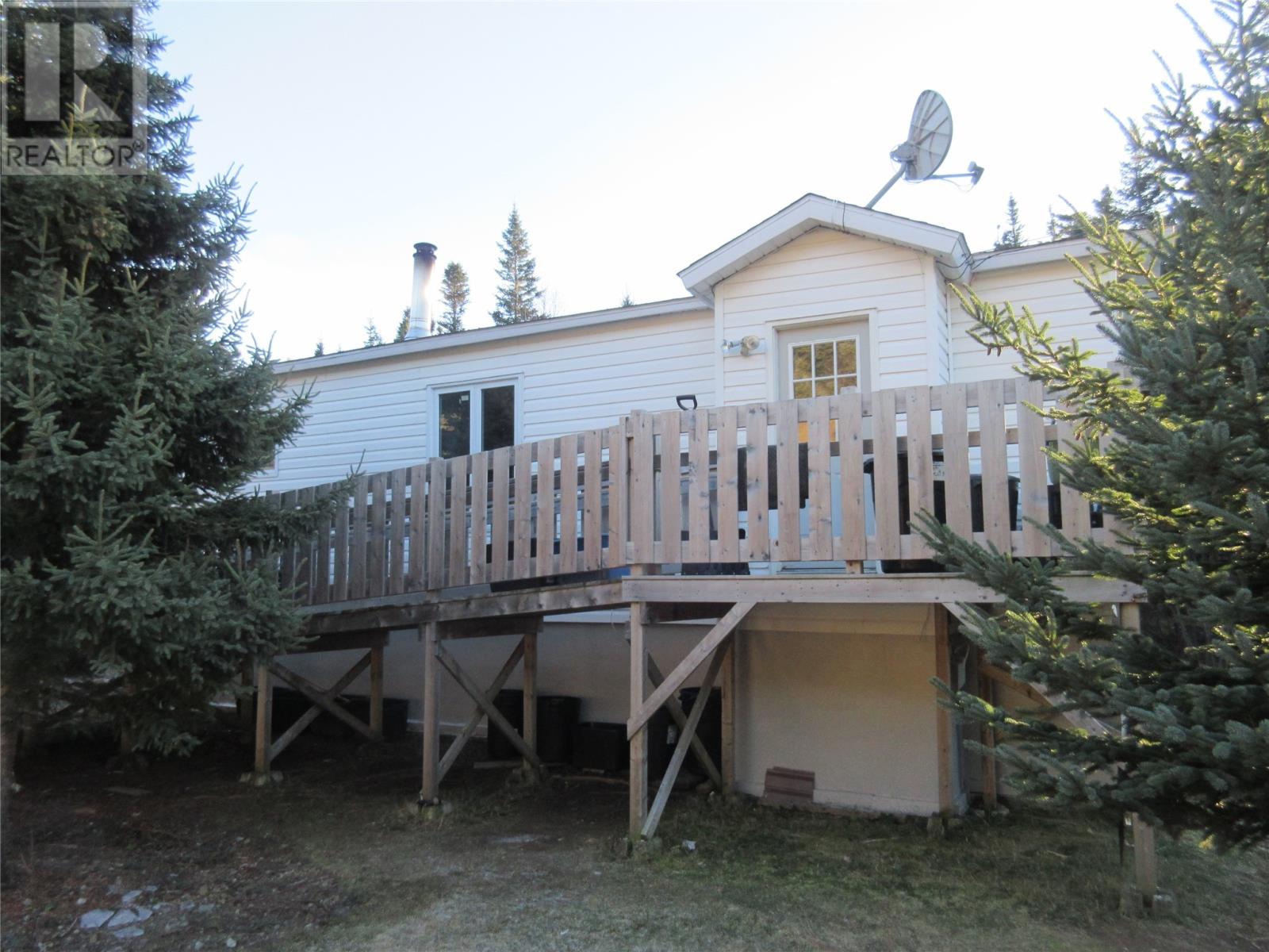 10 East Tickle Road