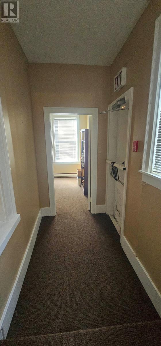 47 Leslie Street Property Photo 19