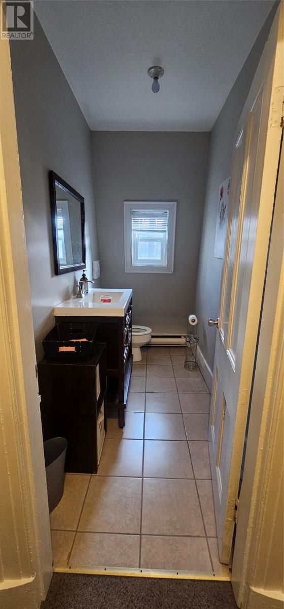47 Leslie Street Property Photo 21
