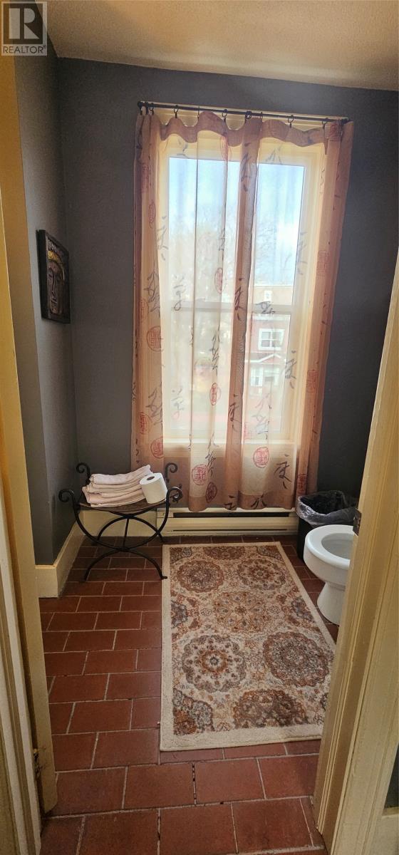 47 Leslie Street Property Photo 47
