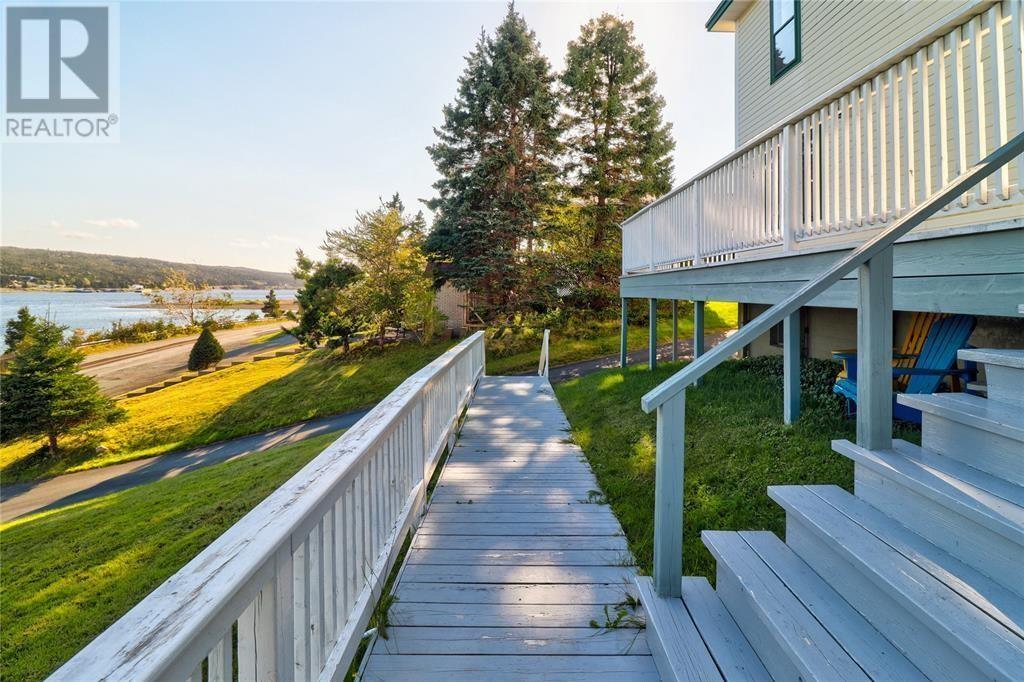 428 Main Road N Property Photo 5