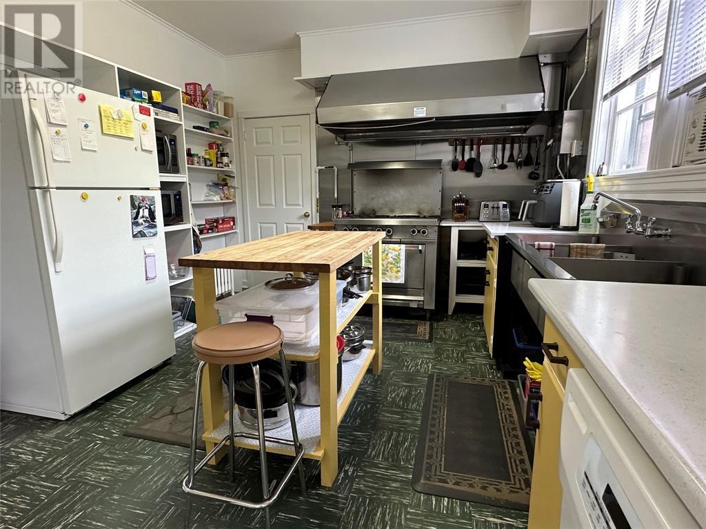 428 Main Road N Property Photo 15