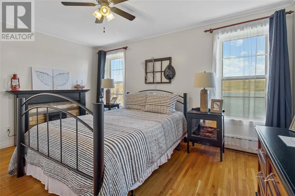 428 Main Road N Property Photo 24