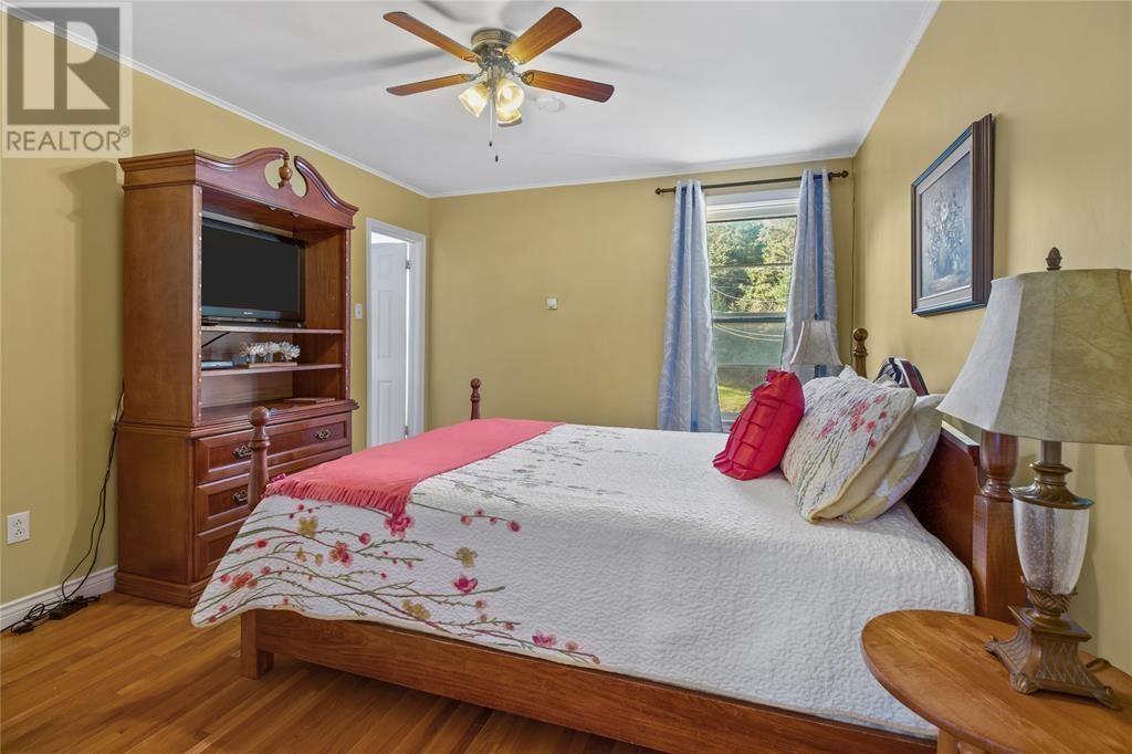 428 Main Road N Property Photo 35