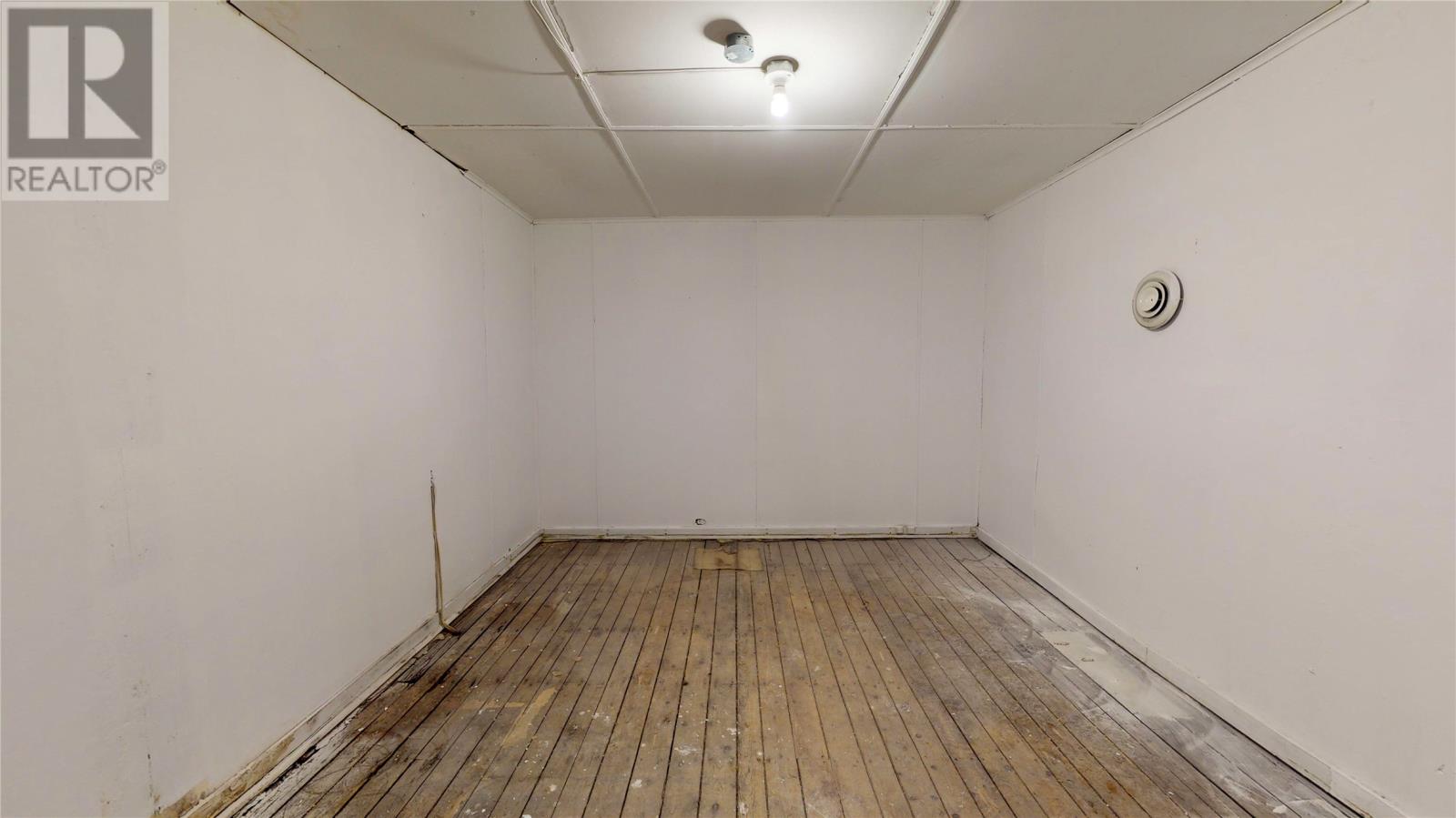 238 Duckworth Street Property Photo 8