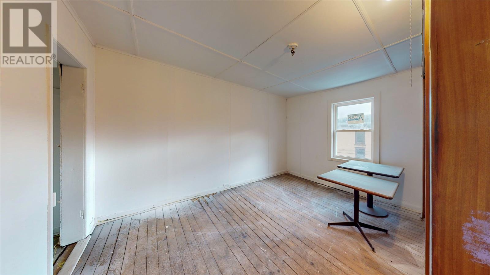 238 Duckworth Street Property Photo 9