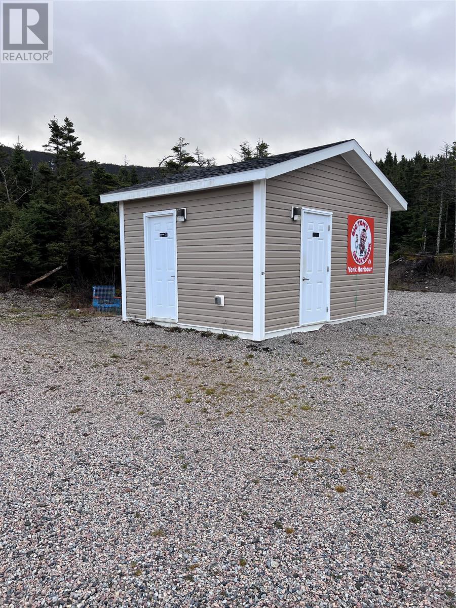 250 Main Road Property Photo 3