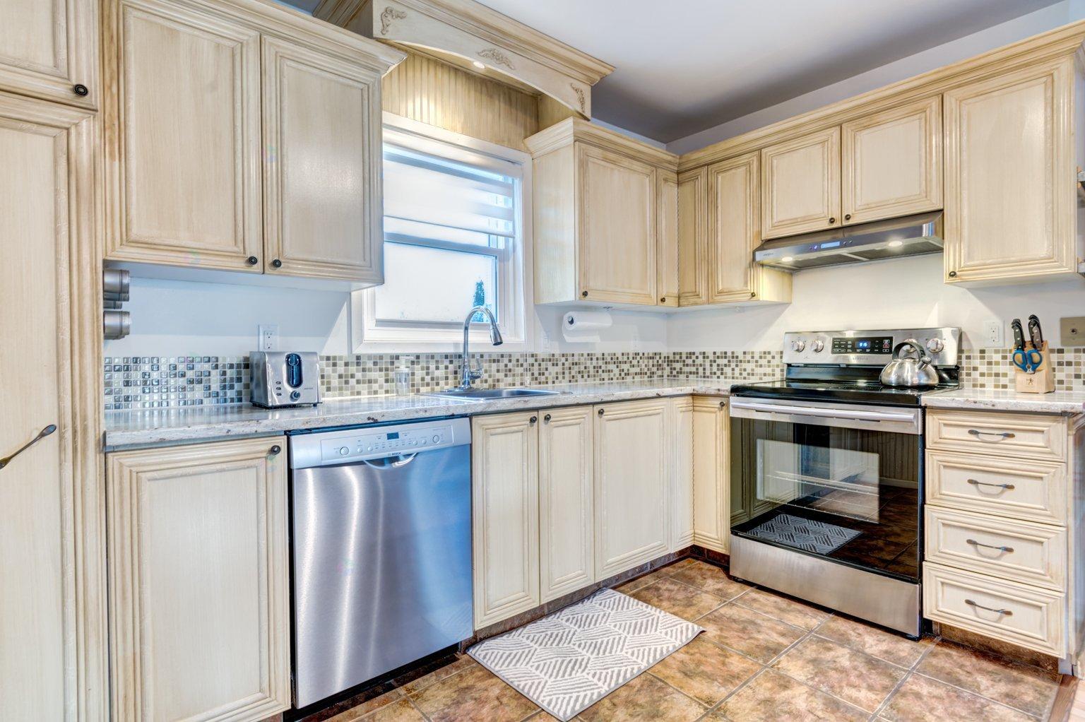 2290 Place Du Village, #215 Property Photo 7