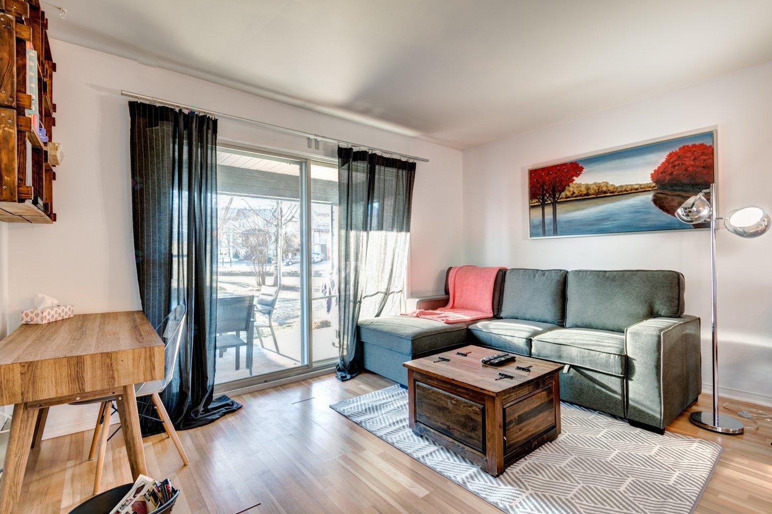 2290 Place Du Village, #215 Property Photo 13
