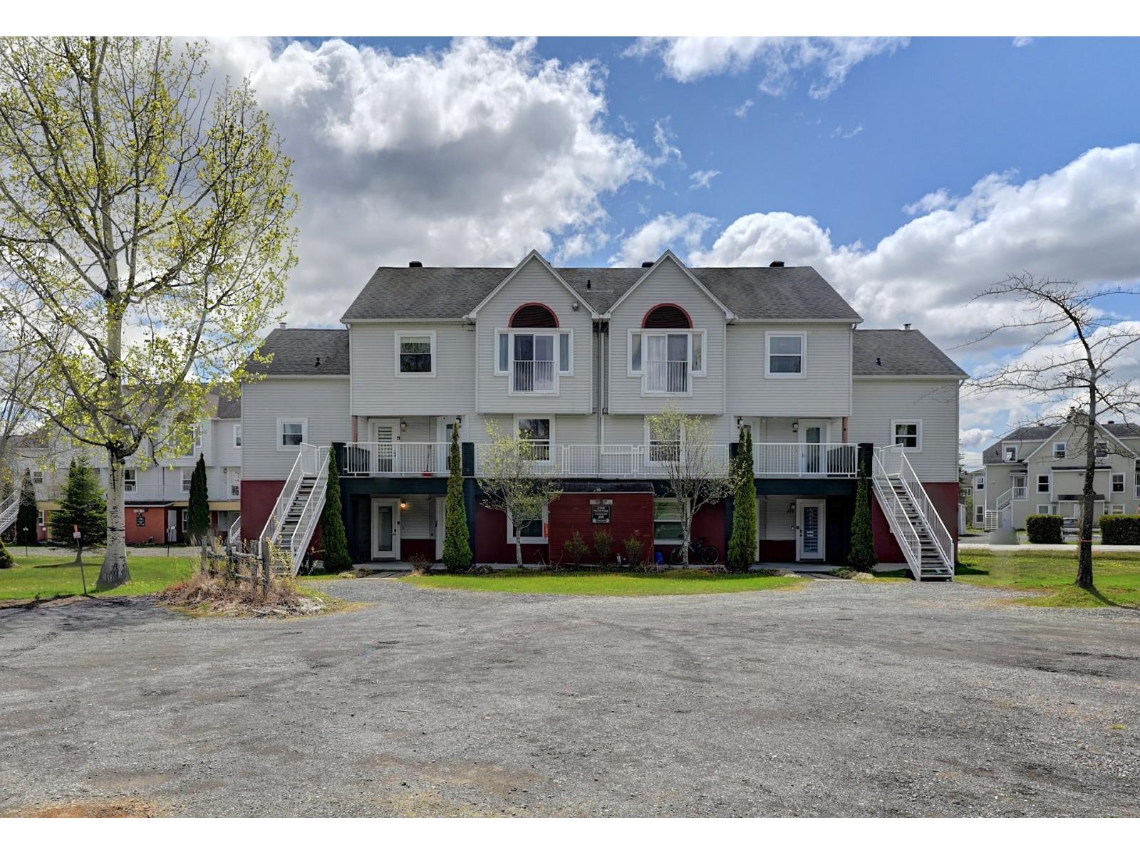 2290 Place Du Village, #215 Property Photo 22