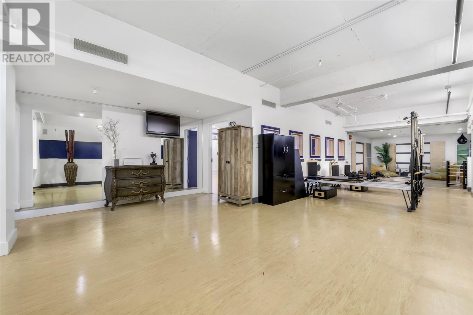 100 Elizabeth Avenue Property Photo 3