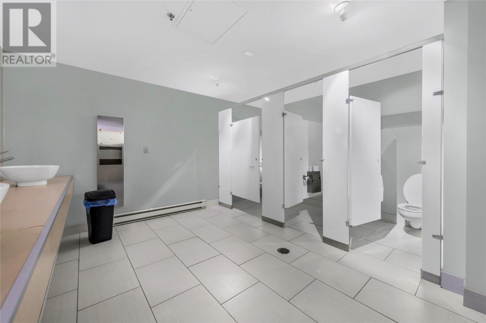 100 Elizabeth Avenue Property Photo 23