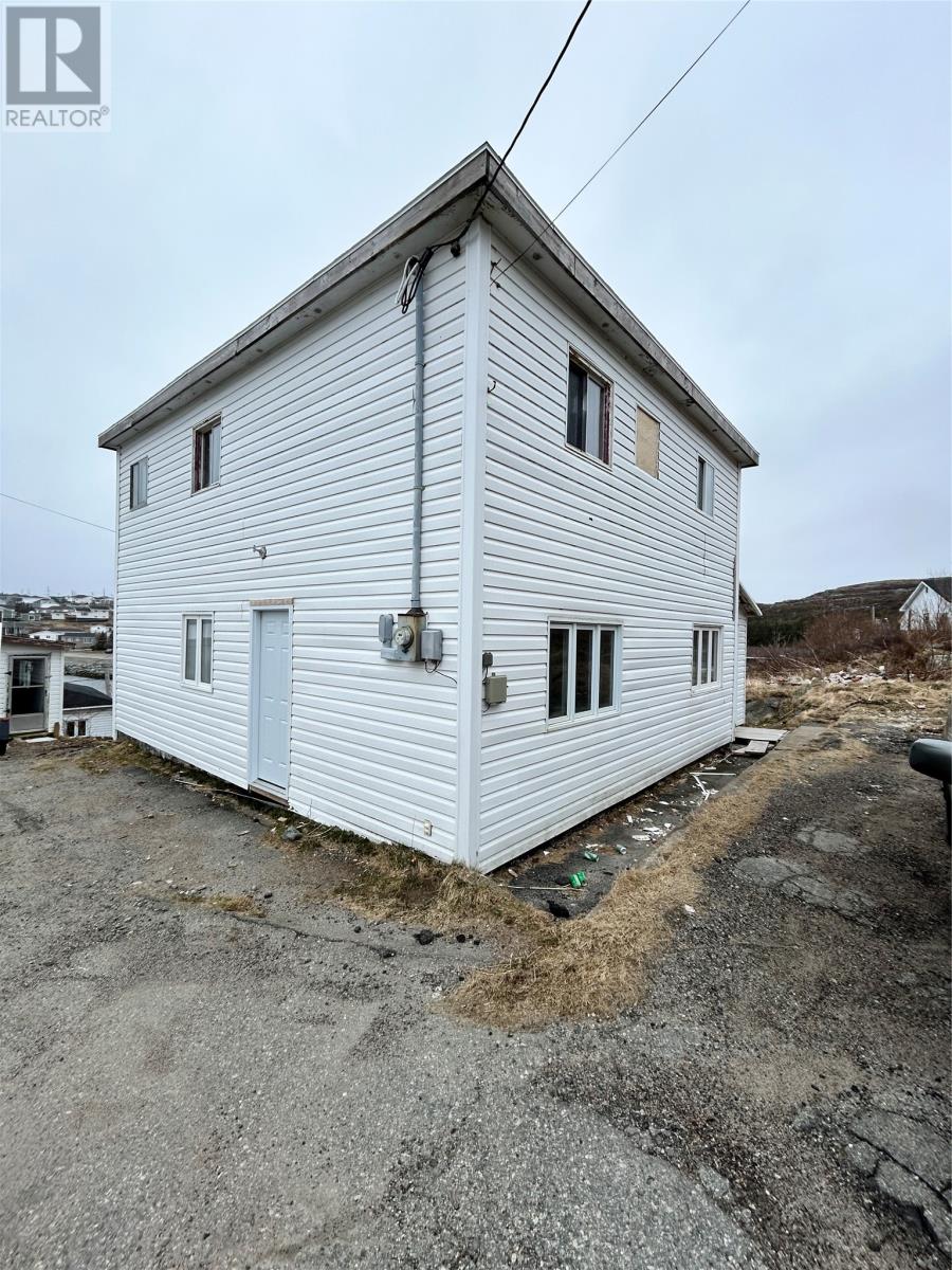 8 Brookside Lane Property Photo