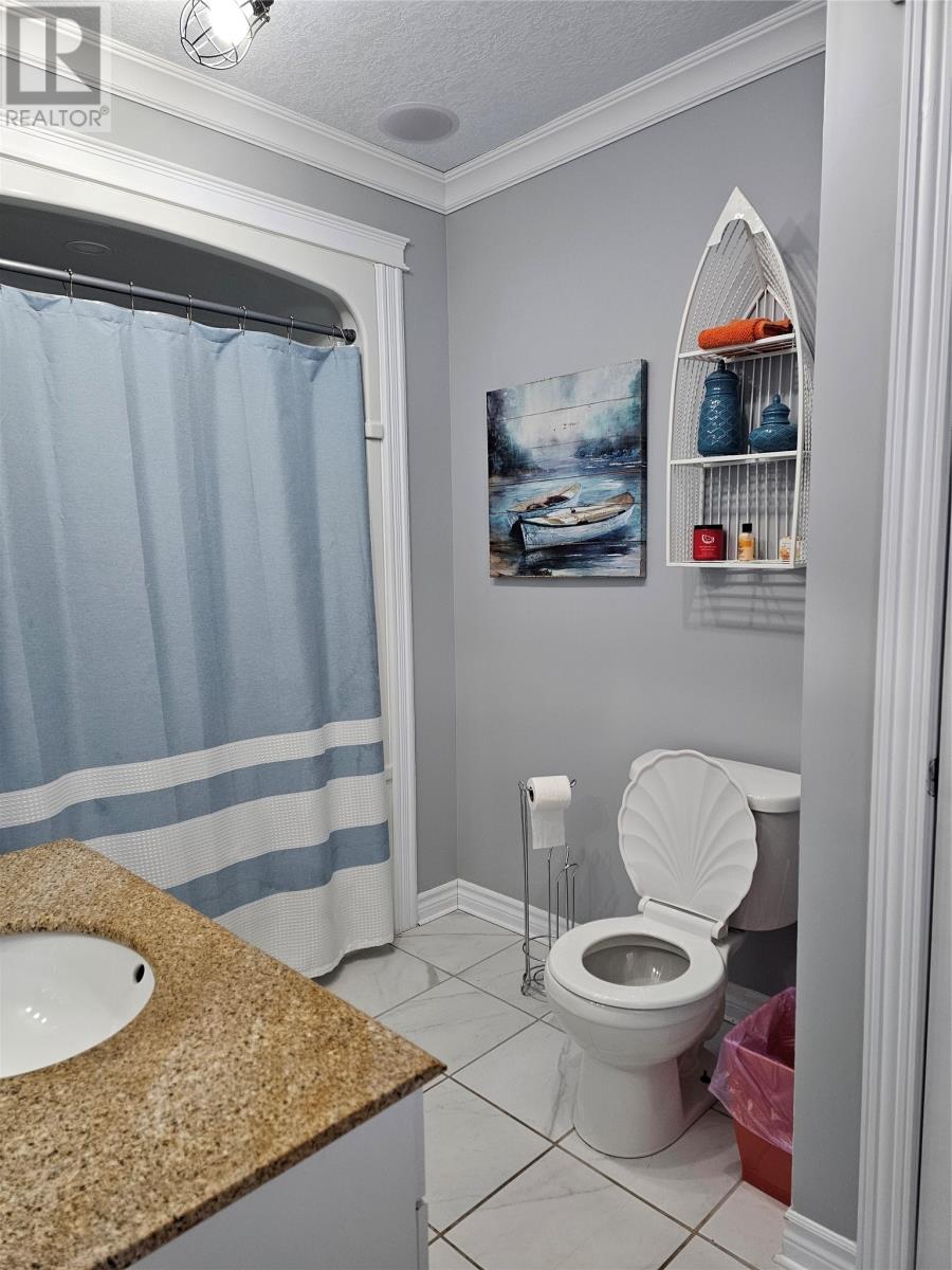 40 Smallwood Drive Property Photo 18