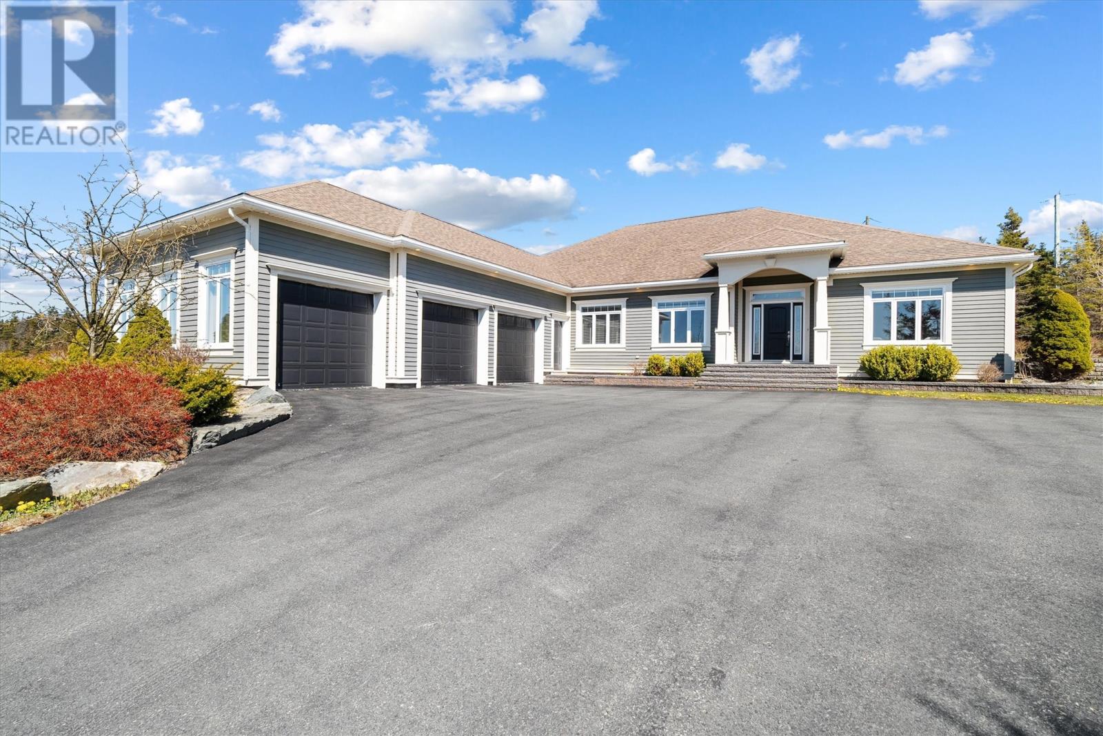 8 Larkspur Lane