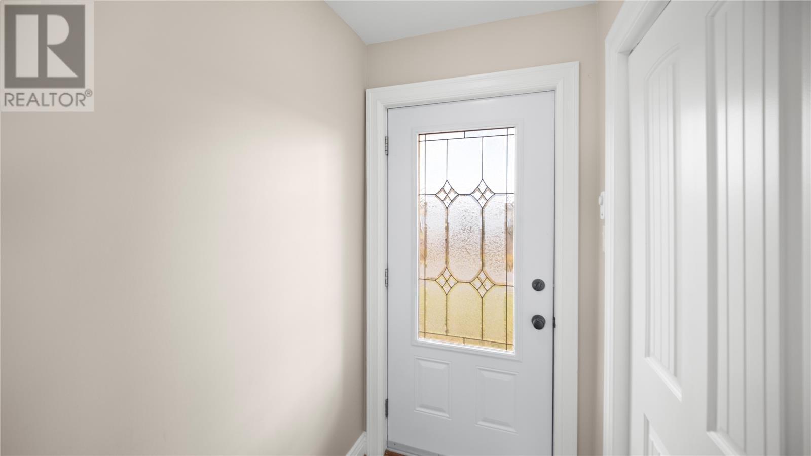 1 Leander Place Property Photo 5