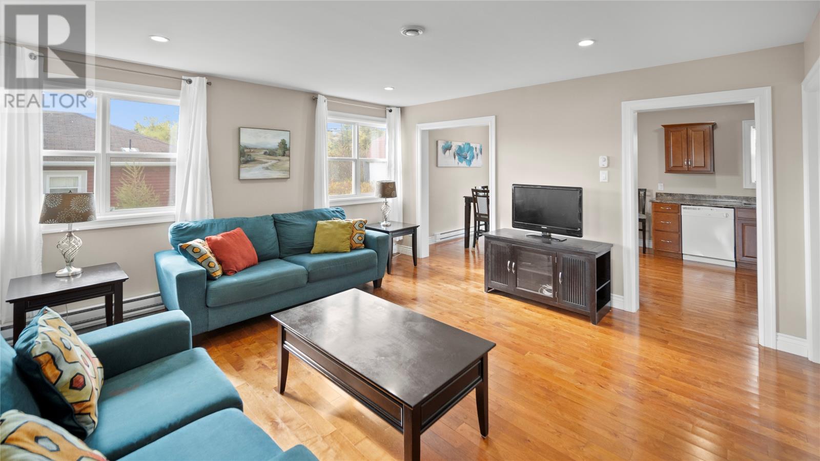 1 Leander Place Property Photo 8