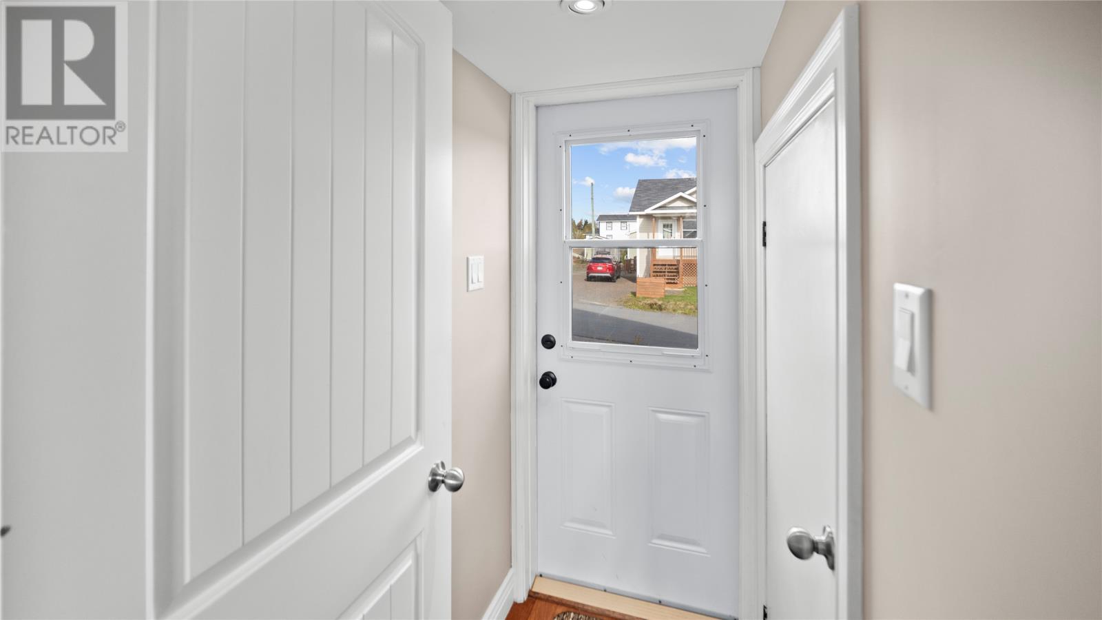 1 Leander Place Property Photo 16