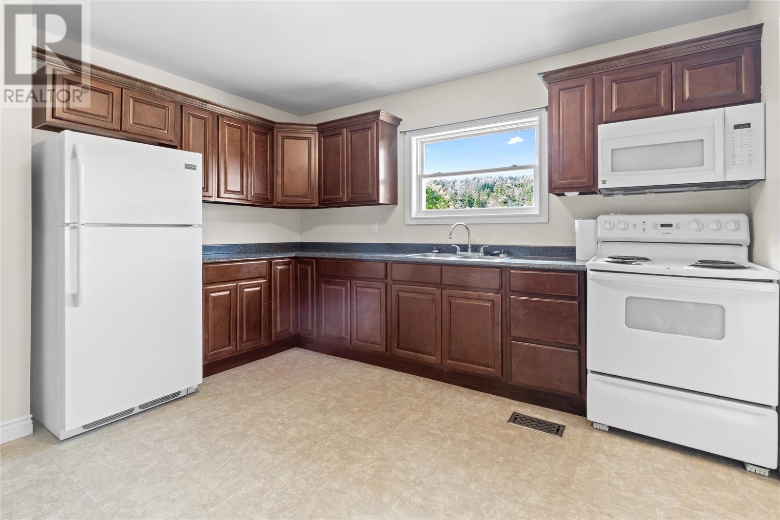 48 Topsail Pond Road Property Photo 13