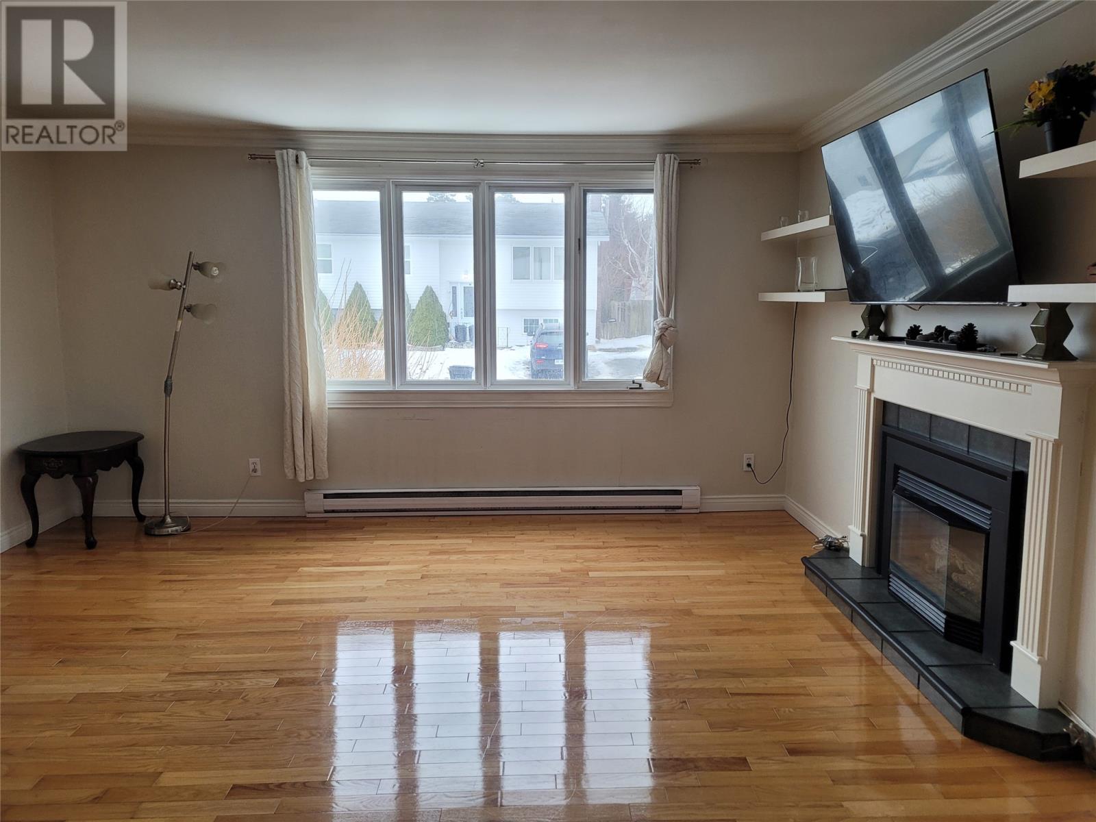 8 Eastmeadows Avenue Property Photo 3