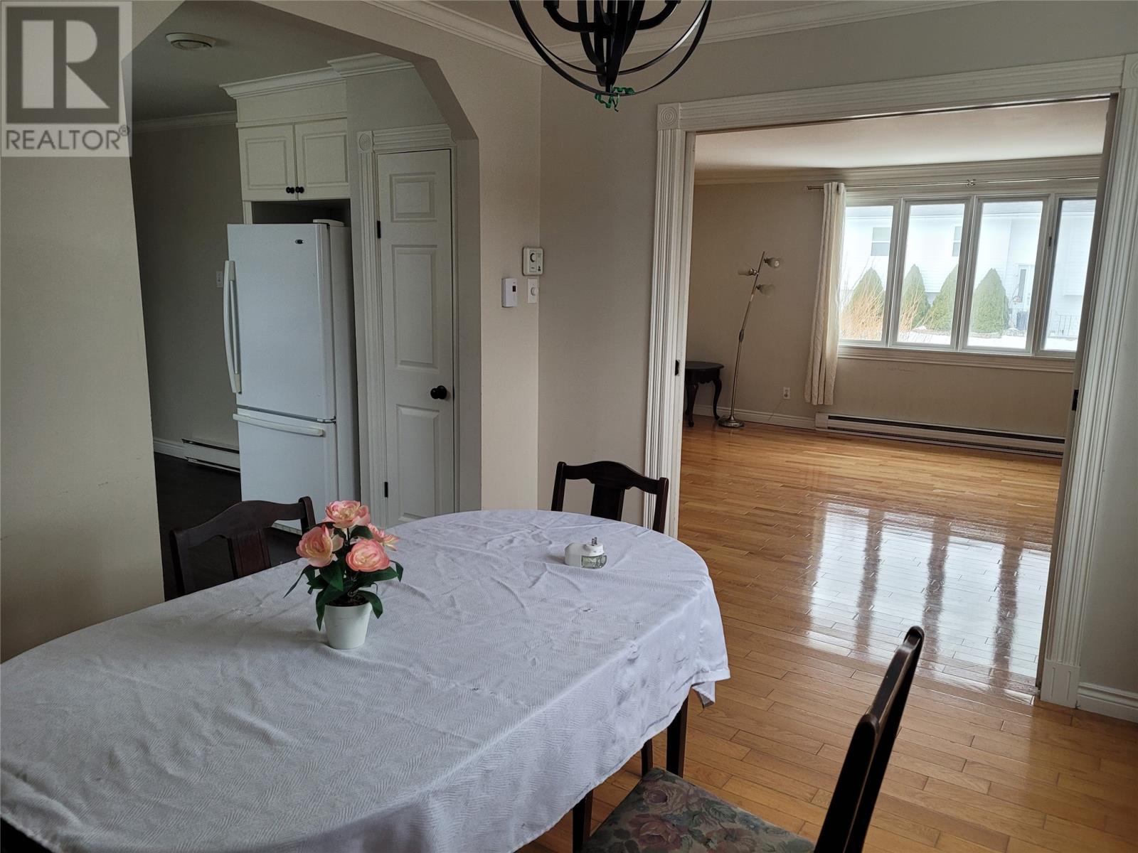 8 Eastmeadows Avenue Property Photo 8