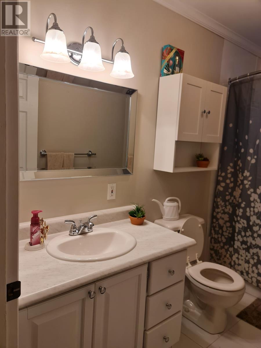 8 Eastmeadows Avenue Property Photo 13