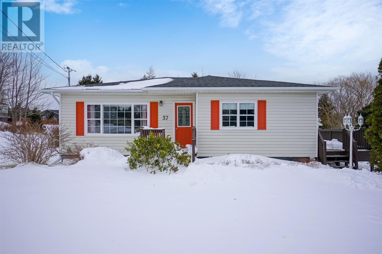 37 Barracks Road Property Photo