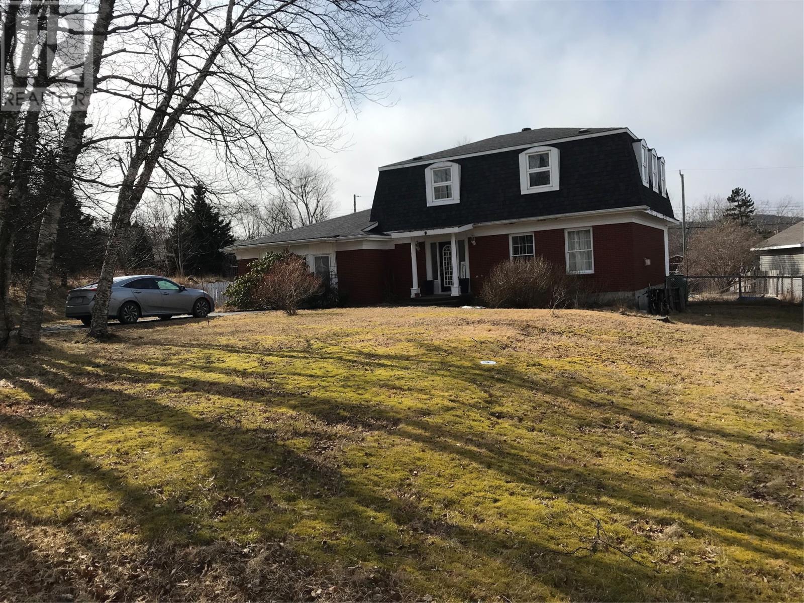 33 Emerald Avenue Property Photo