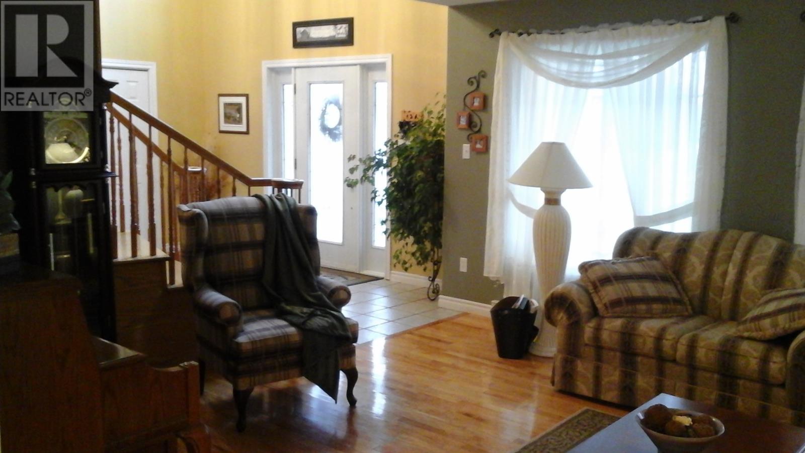 19 Hawthorn Avenue Property Photo 7
