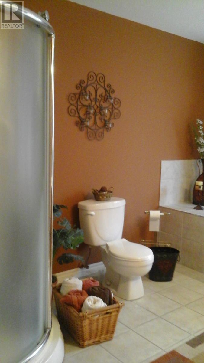 19 Hawthorn Avenue Property Photo 30