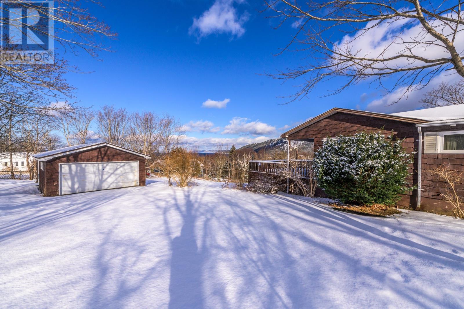 A1w5p8 Real Estate Listings Main Image
