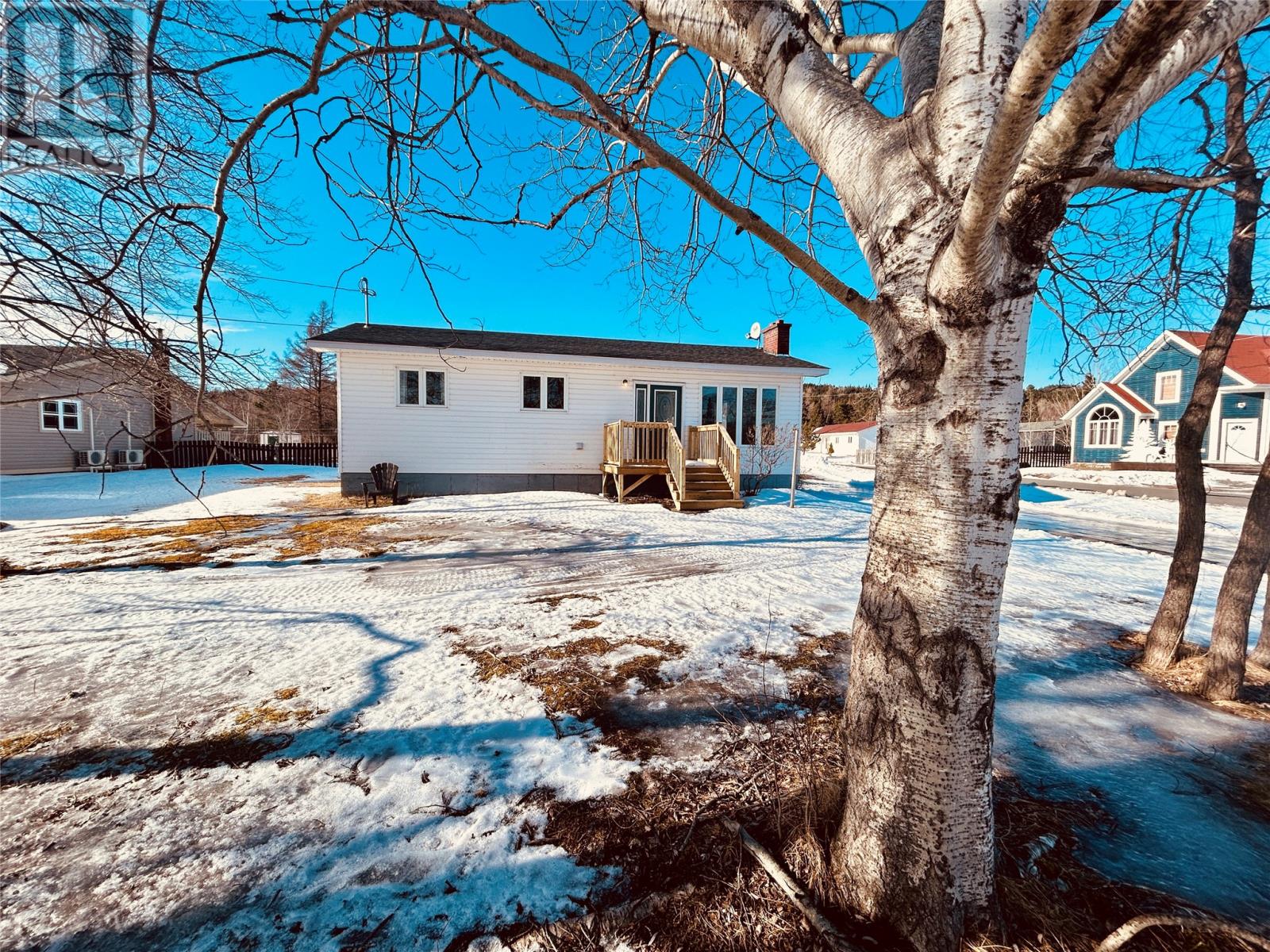 211 Main Street Property Photo
