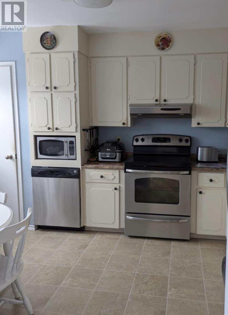 66 Haddock Road Property Photo 5