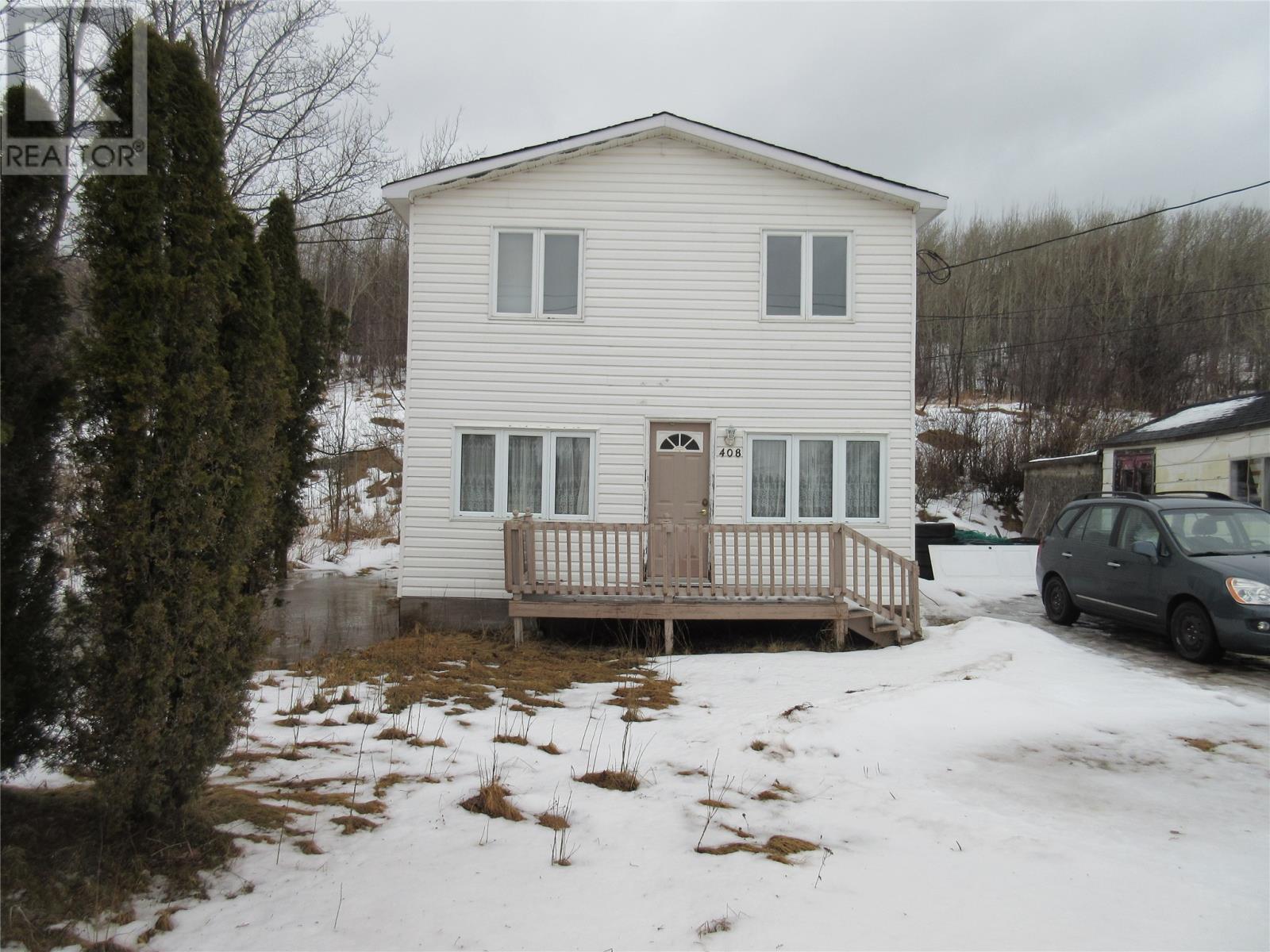 408 Main Street Property Photo