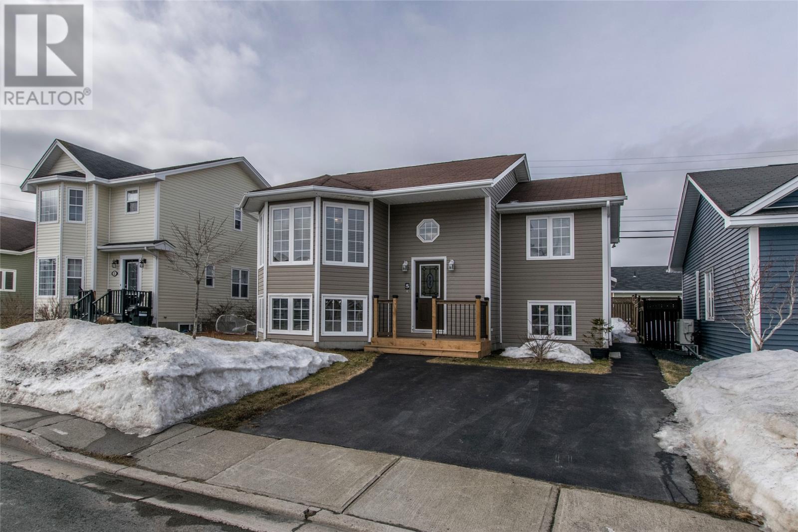 A1h0b9 Real Estate Listings Main Image