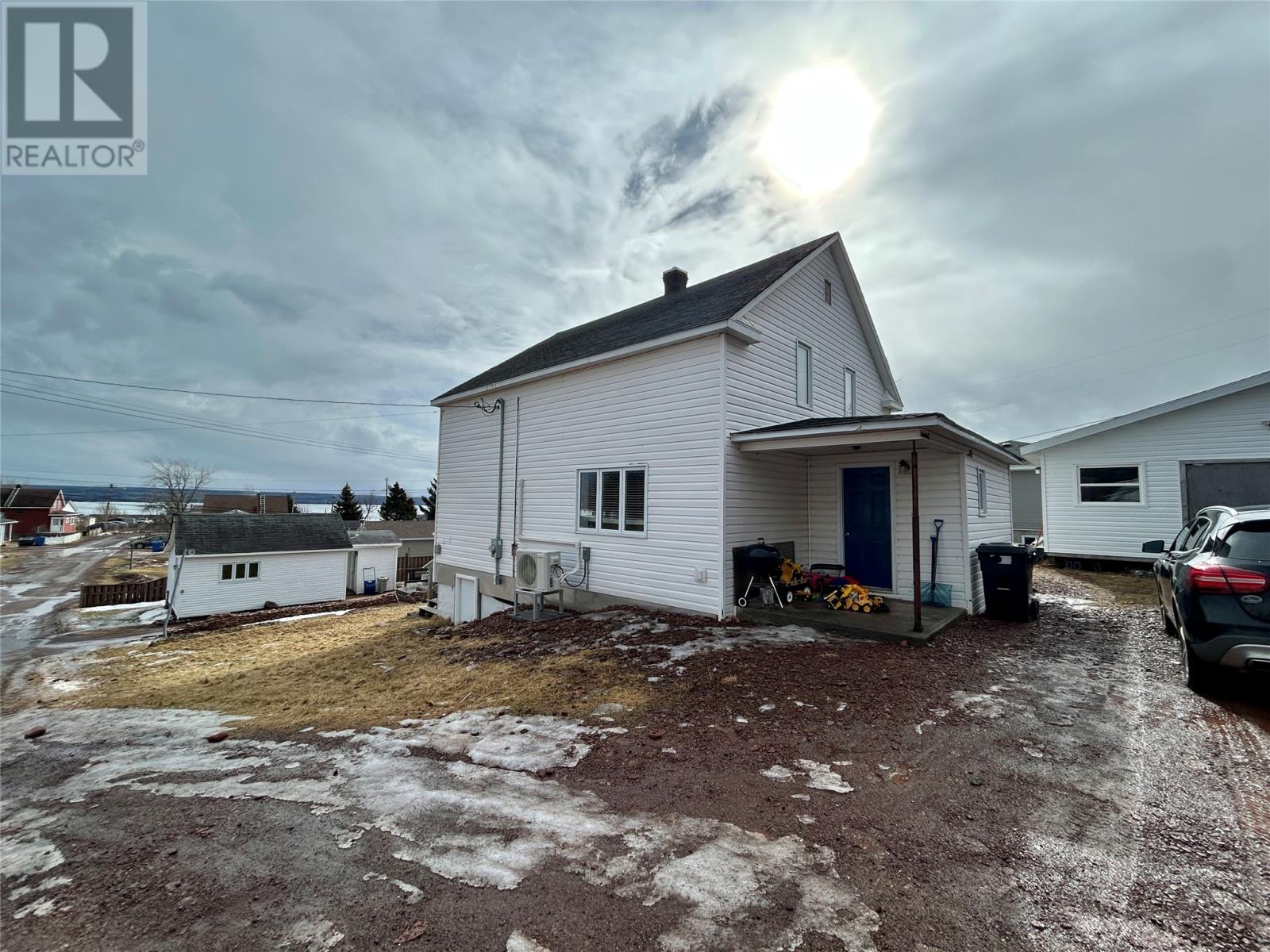 7 Strongs Road Property Photo