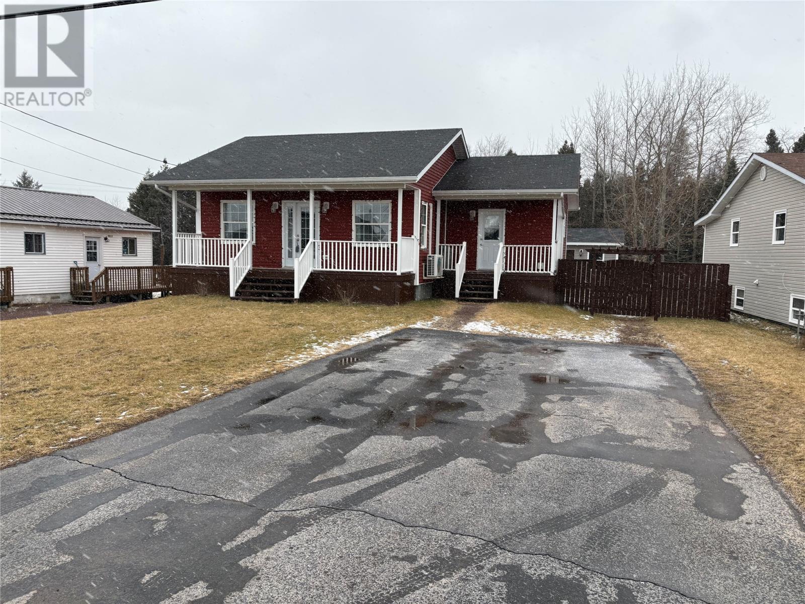 182 Main Street Property Photo