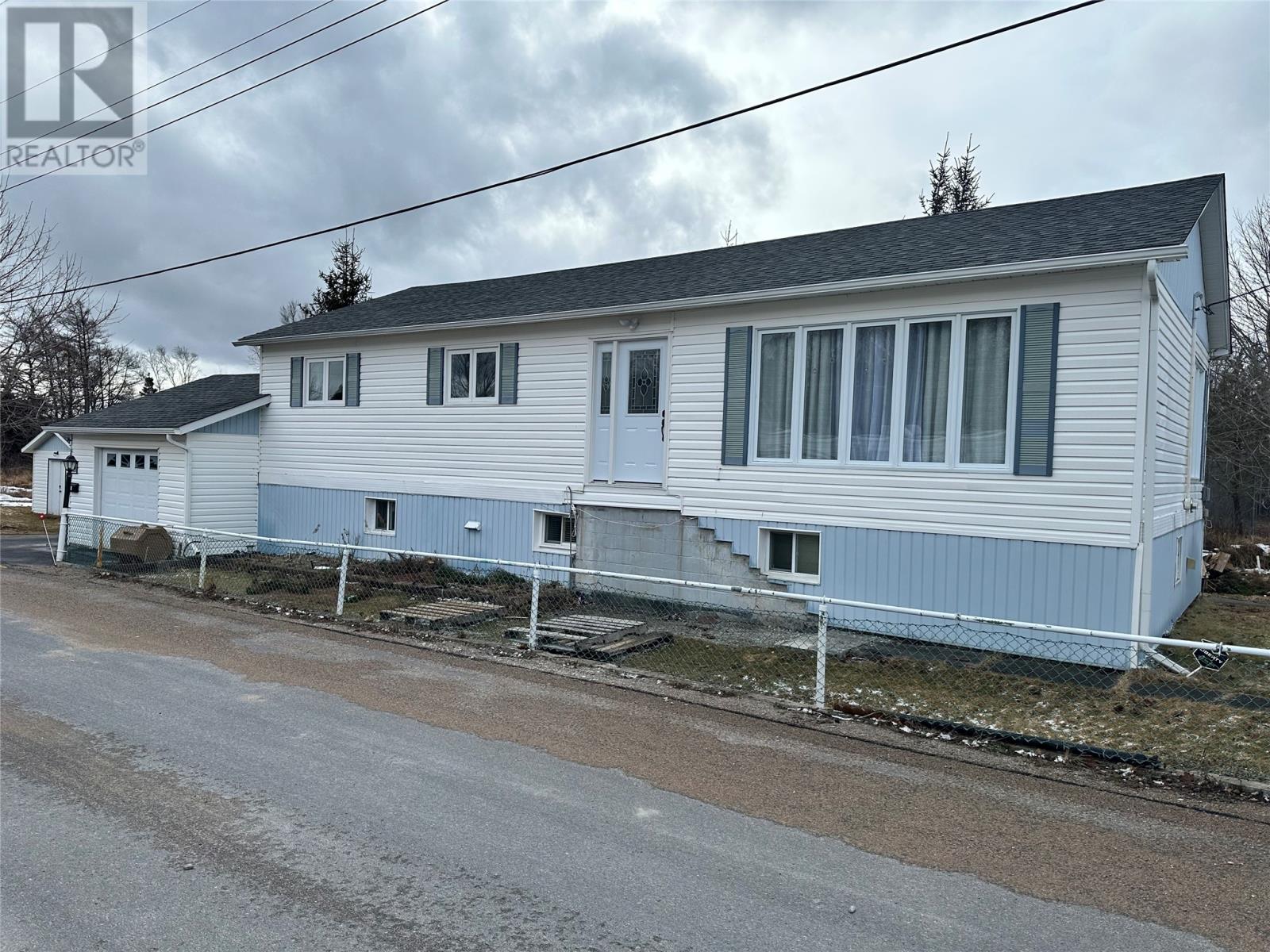 10 Marine Drive Property Photo