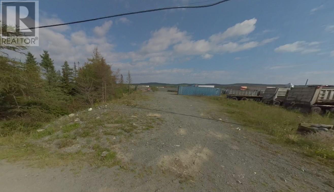 83 Backline Property Photo 1