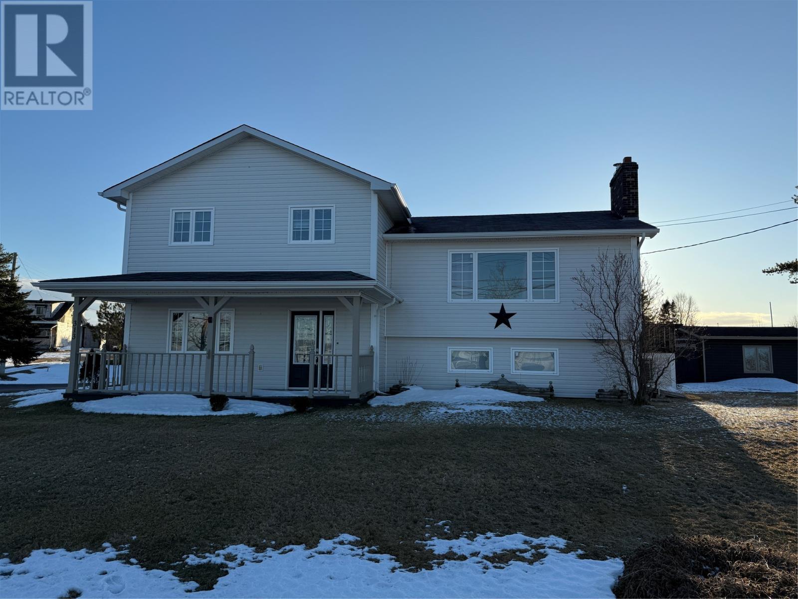 313 Main Street Property Photo