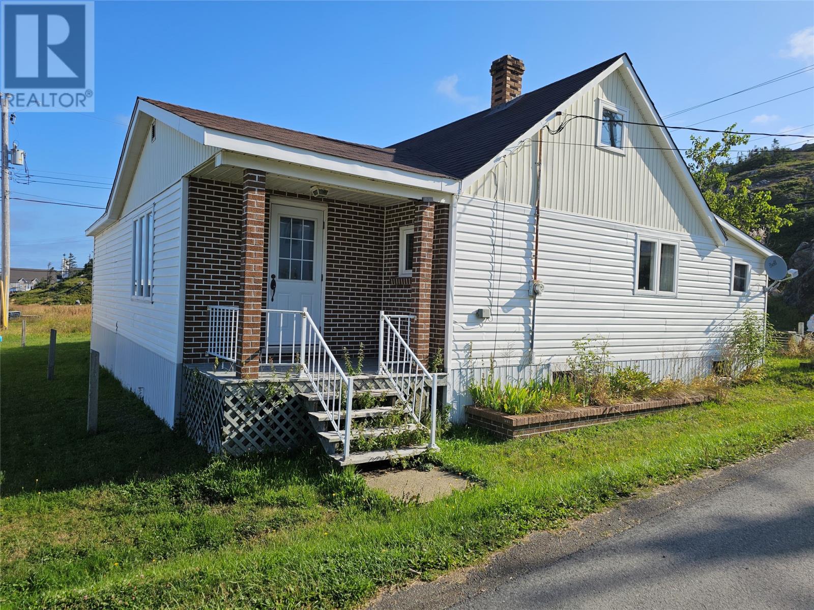3 Randell's Lane Property Photo 1