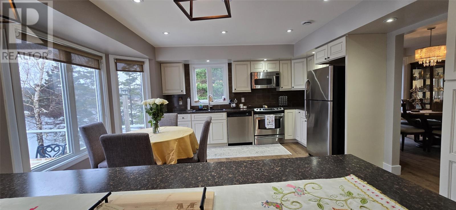 10 Brakes Place Property Photo 13