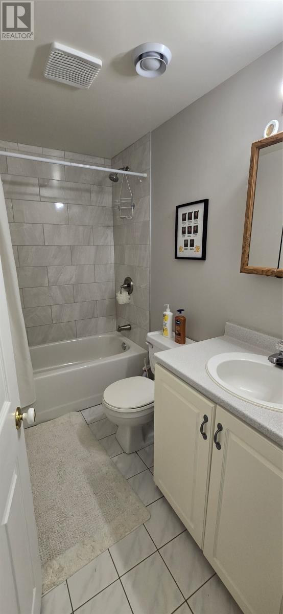 10 Brakes Place Property Photo 47
