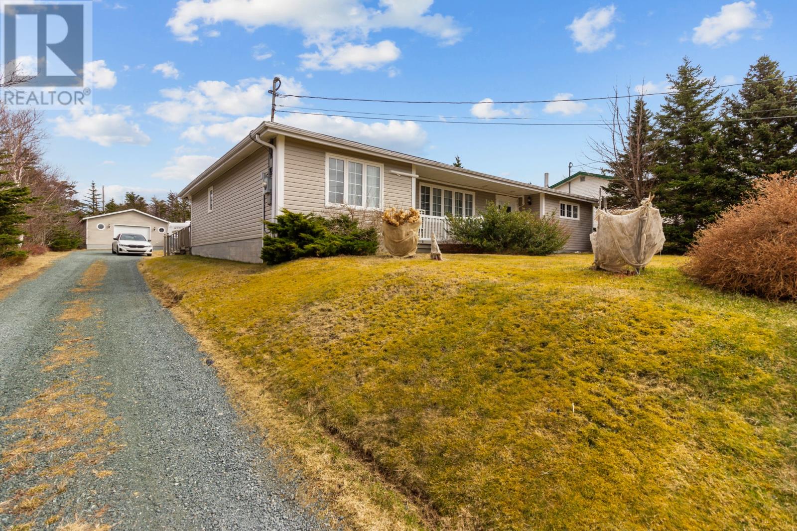 15 Courtell Heights Property Photo